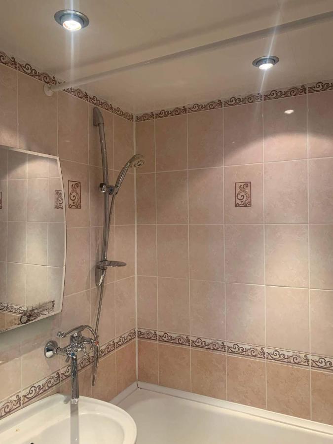 Lovely Brand New Apartment With 2 Rooms And Balcony Kišiněv Exteriér fotografie