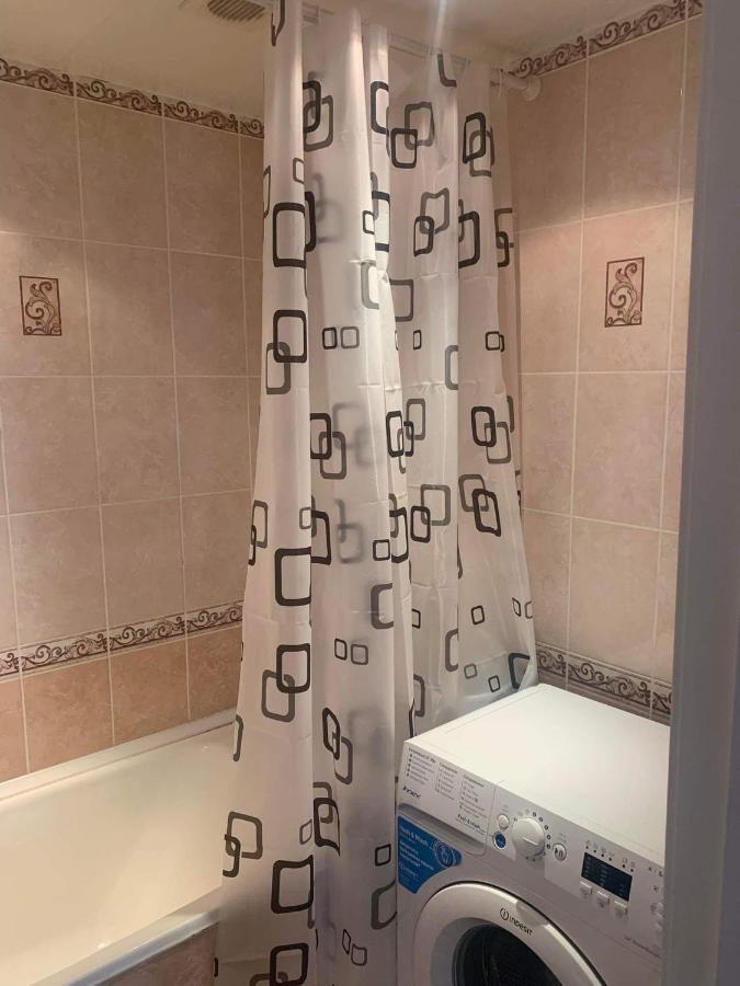 Lovely Brand New Apartment With 2 Rooms And Balcony Kišiněv Exteriér fotografie